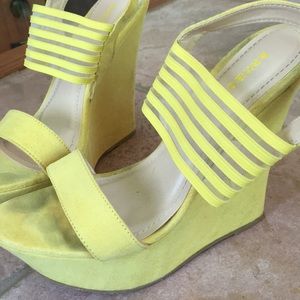Yellow wedges super cute only worn once